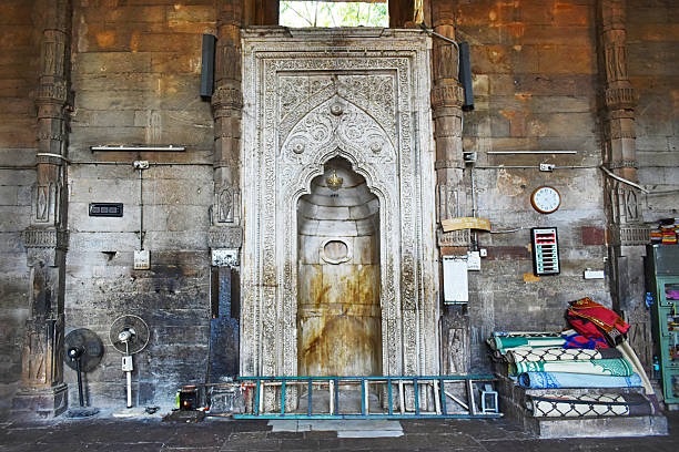 A Tradition of Compassion What the Yizkor Card Reveals About Chevrah Lomdei Mishnah’s Mission