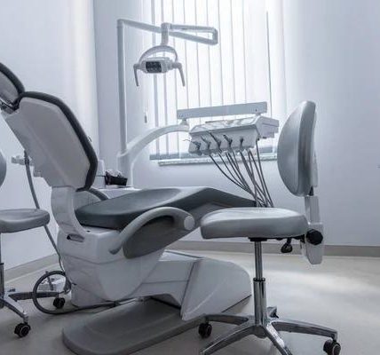 How to Choose the Best Dentist North Vancouver for Routine Checkups