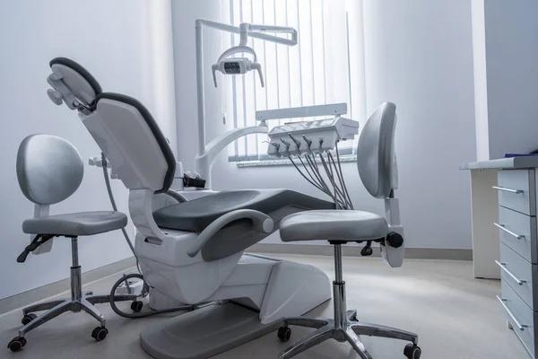 How to Choose the Best Dentist North Vancouver for Routine Checkups