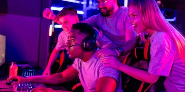 Global Real Money Platforms with Competitive Promotions