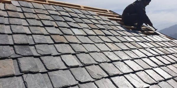 Professional Roofer Near Me for Residential and Commercial Projects