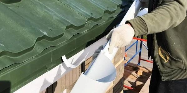 Complete Gutter Cleaning Columbus Services to Keep Your Home Safe
