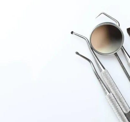 Key Factors to Consider When Choosing a Safe and Effective Teeth Whitening Option